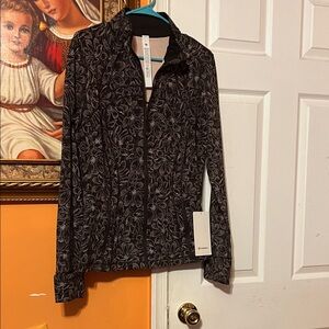 Lululemon define floral jacket